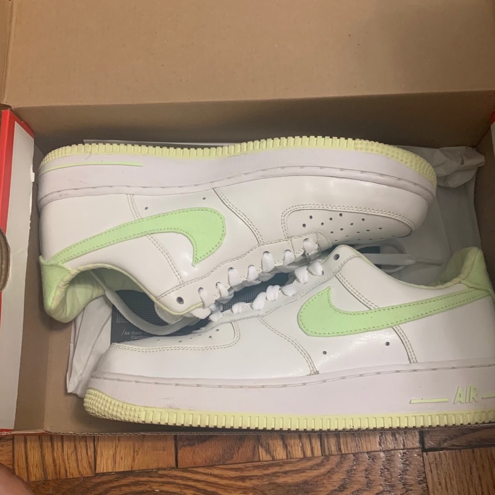 White. & lime green AF1 Nike sz9 sz7.5